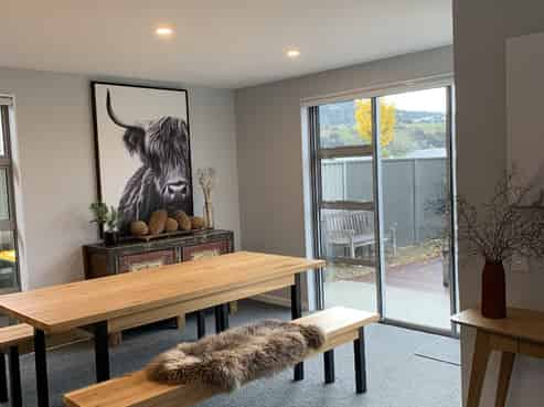 10 Marbleleaf Lane, Albert Town