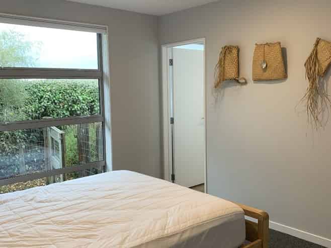 10 Marbleleaf Lane, Albert Town