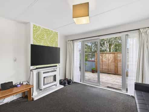 2 Newlyn Place, Welbourn