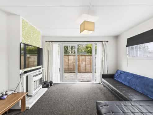 2 Newlyn Place, Welbourn