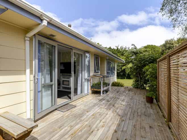 2 Newlyn Place, Welbourn