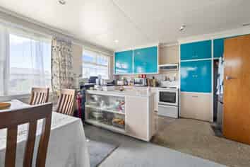 192 Chalmers Avenue, Hampstead