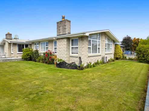 192 Chalmers Avenue, Hampstead