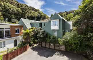 10B Cosy Dell Road, North Dunedin