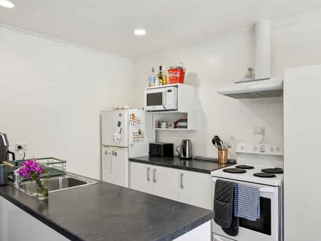 10B Cosy Dell Road, North Dunedin