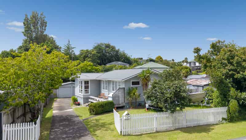 10 Wood Avenue, Howick