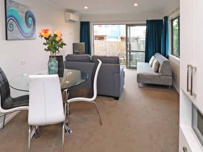 6/5 Jones Crescent, Melville