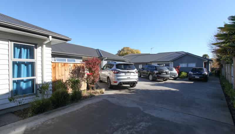 6/5 Jones Crescent, Melville