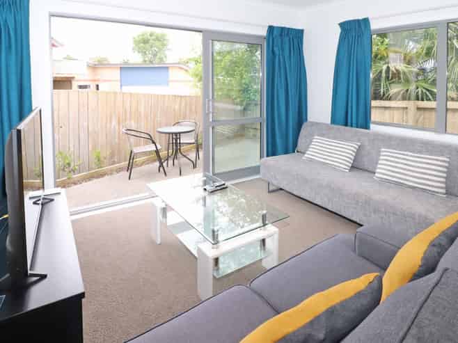 6/5 Jones Crescent, Melville