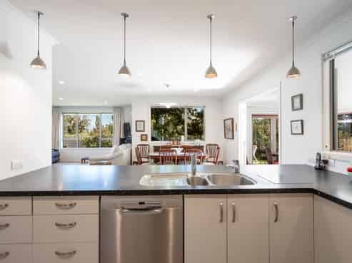  6 Hampshire Place, Stoke