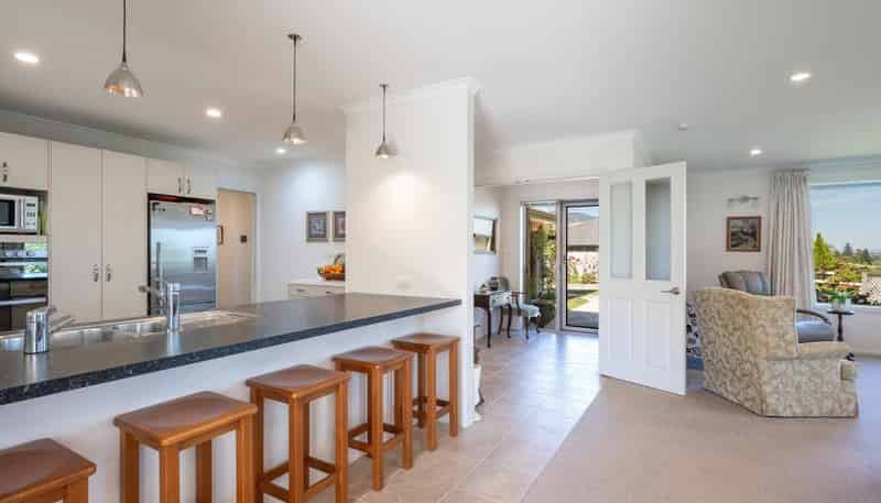  6 Hampshire Place, Stoke