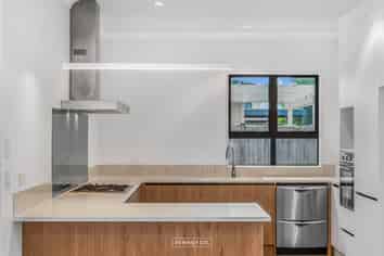 7 Wynne Gray Avenue, Stonefields