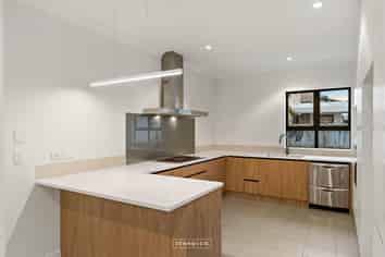 7 Wynne Gray Avenue, Stonefields