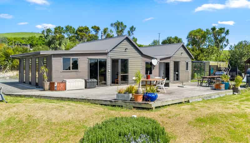 27 Waterview Crescent, Kaiwaka