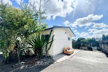 2/103 Hutchinson Avenue, New Lynn