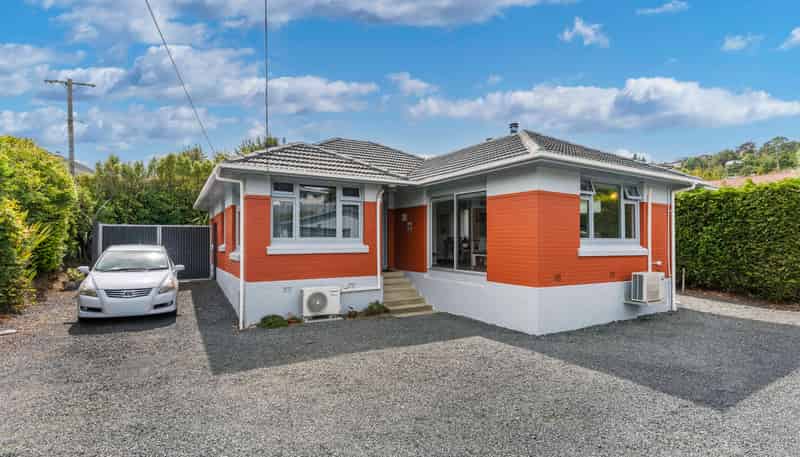 344 Kenmure Road, Kenmure