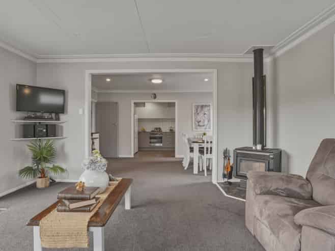 344 Kenmure Road, Kenmure