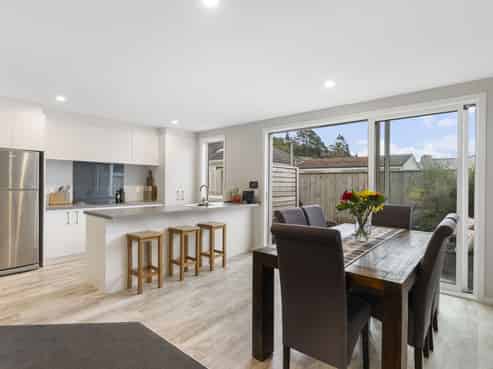 6/41 Main Road, Wainuiomata