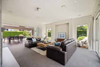 5 Oakgrove Drive, Rangiora