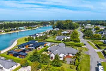 5 Oakgrove Drive, Rangiora