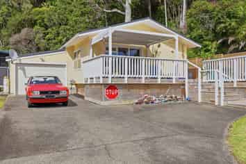 17A Waiwera Road, Waiwera