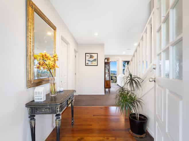 20 Totara Road, Stanmore Bay