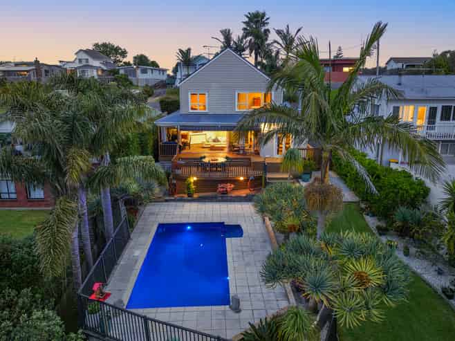 20 Totara Road, Stanmore Bay