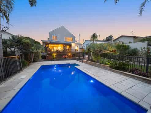 20 Totara Road, Stanmore Bay