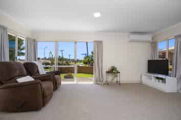 7/42 Pemberton Crescent, Greerton