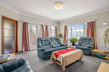 89 Parker Avenue, Levin