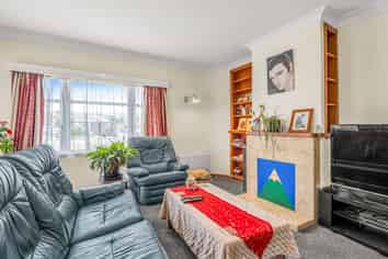 89 Parker Avenue, Levin