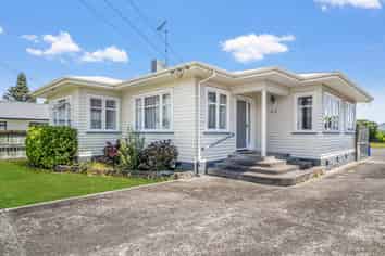 89 Parker Avenue, Levin