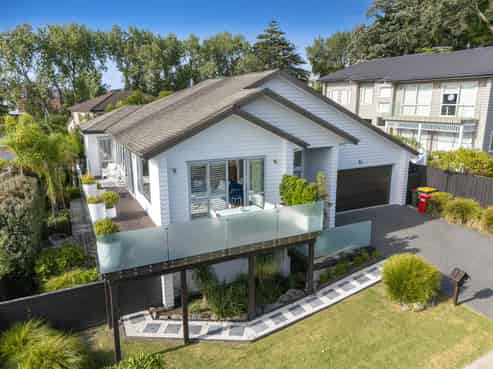 3 Laura Jane Drive, Silverdale