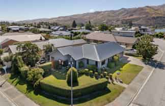 13 Matthews Crescent, Cromwell