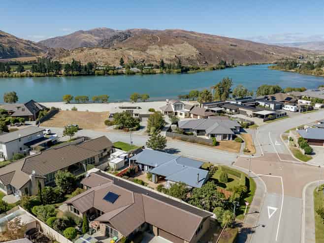 13 Matthews Crescent, Cromwell