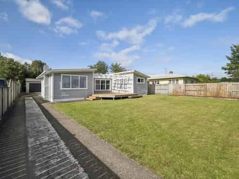 34 Corlett Street, Utuhina