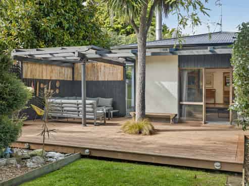 594 Harewood Road, Harewood