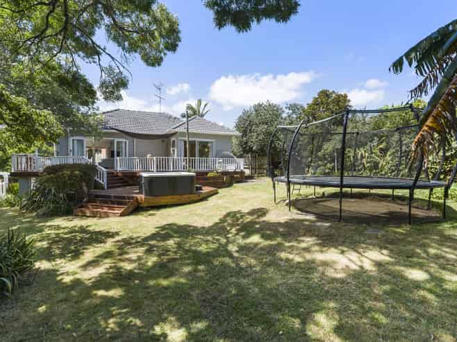 50 Meadowbank Road, Meadowbank
