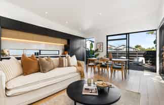 82 Sherborne Street, Saint Albans