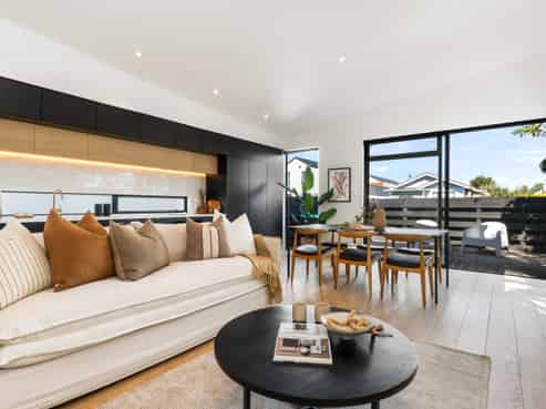 82 Sherborne Street, Saint Albans