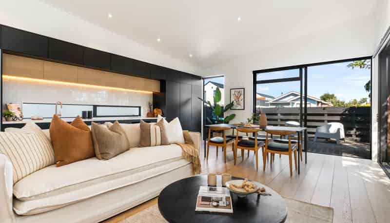 82 Sherborne Street, Saint Albans