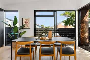 82 Sherborne Street, Saint Albans