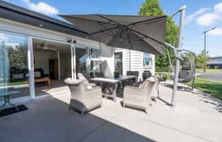 29 Teatree Close, Huntington