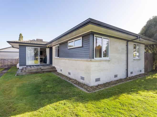 276 Sandwich Road, Saint Andrews