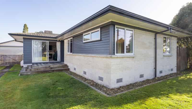 276 Sandwich Road, Saint Andrews