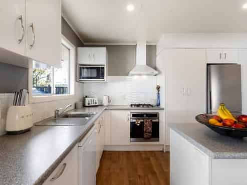 276 Sandwich Road, Saint Andrews