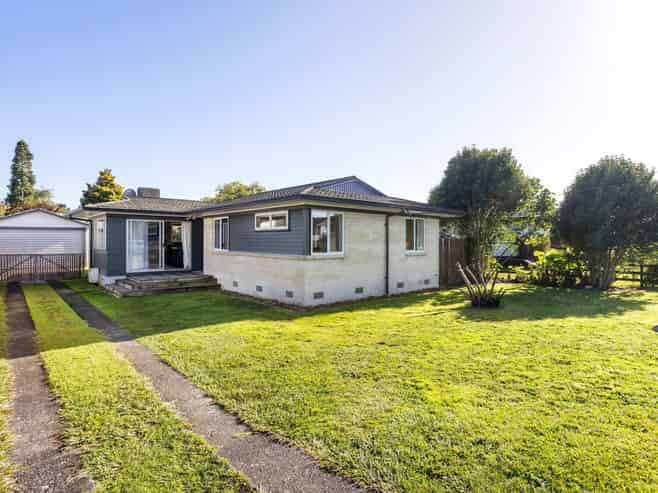 276 Sandwich Road, Saint Andrews