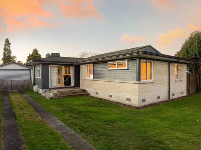 276 Sandwich Road, Saint Andrews