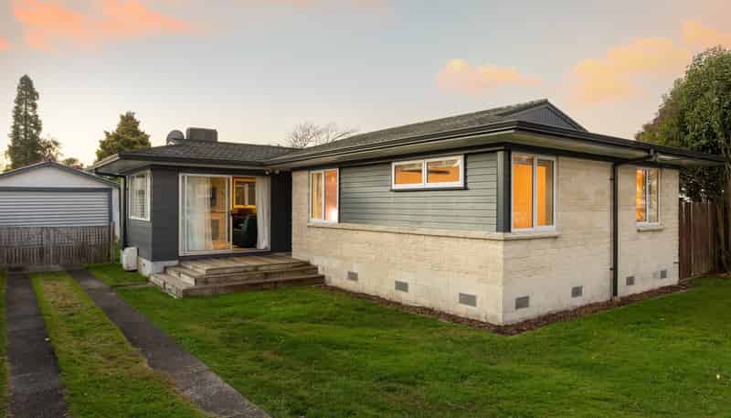 276 Sandwich Road, Saint Andrews