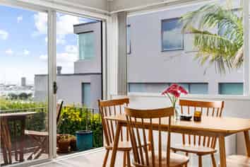 7/99 Shelly Beach Road, Saint Marys Bay